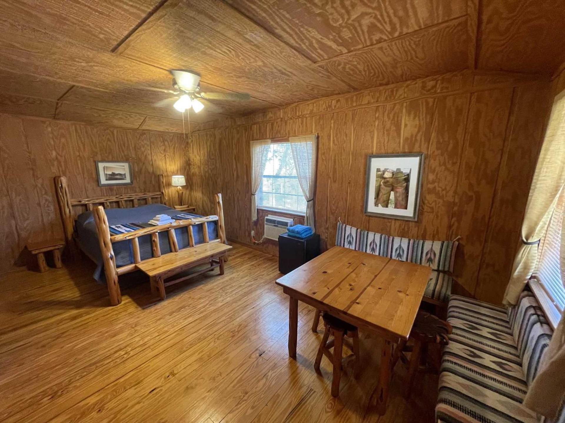 West 1077 Guest Ranch - Retreat Bed & Breakfast Tarpley Dış mekan fotoğraf